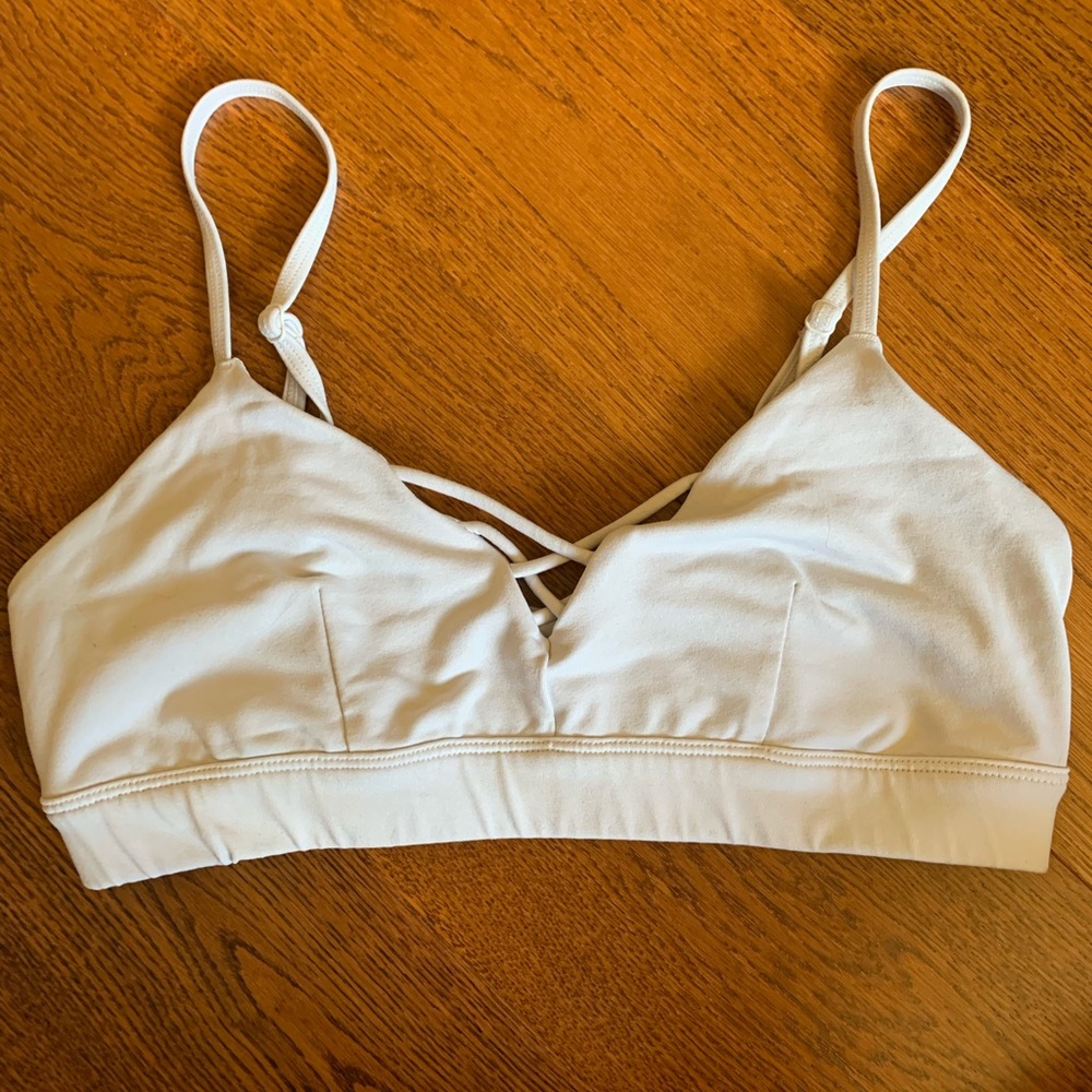 Alo sports bra